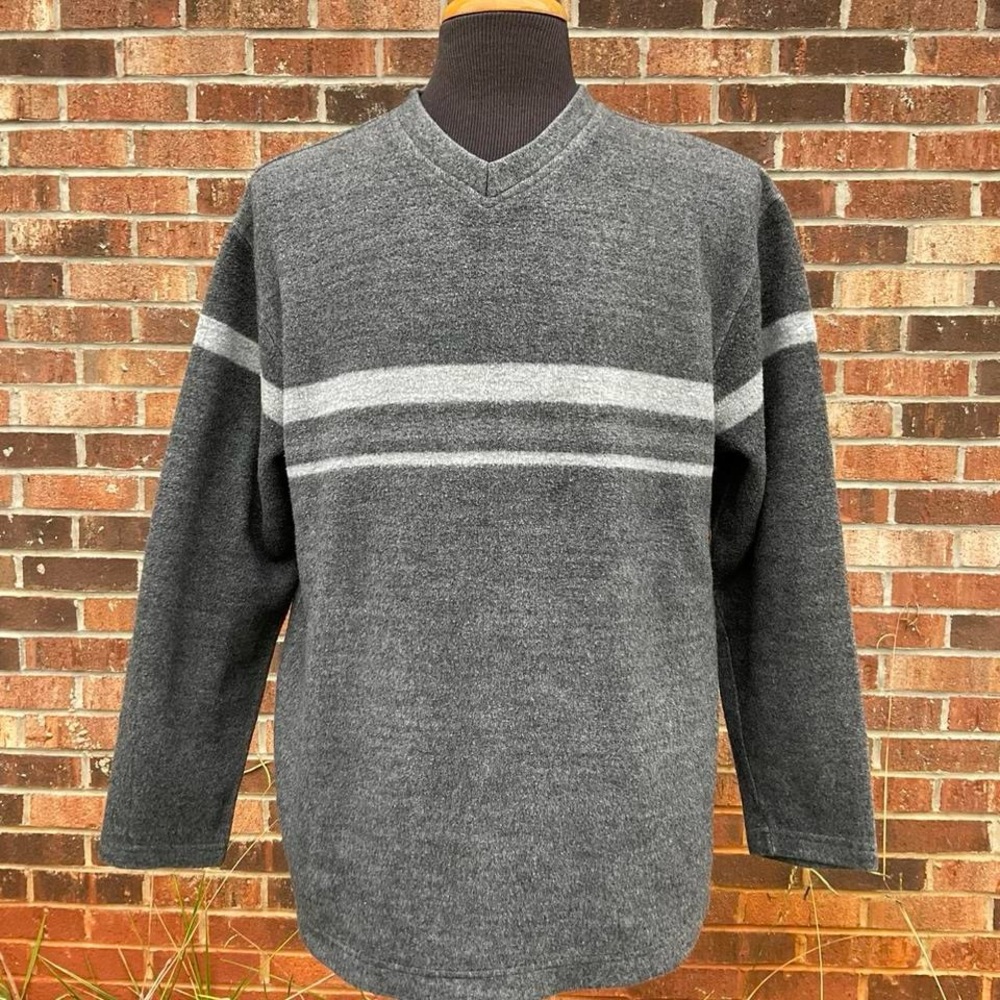 Quiksilver Grey and White Striped Skater size Large V-Neck Sweater